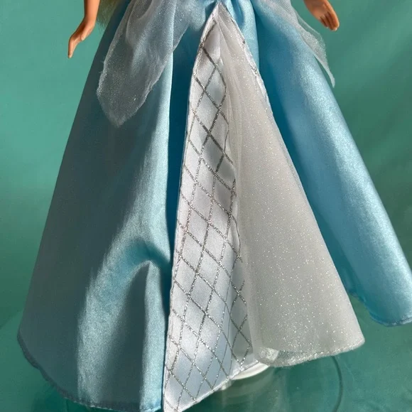 Sleeping beauty Barbie 1998 - Picture 15 of 17